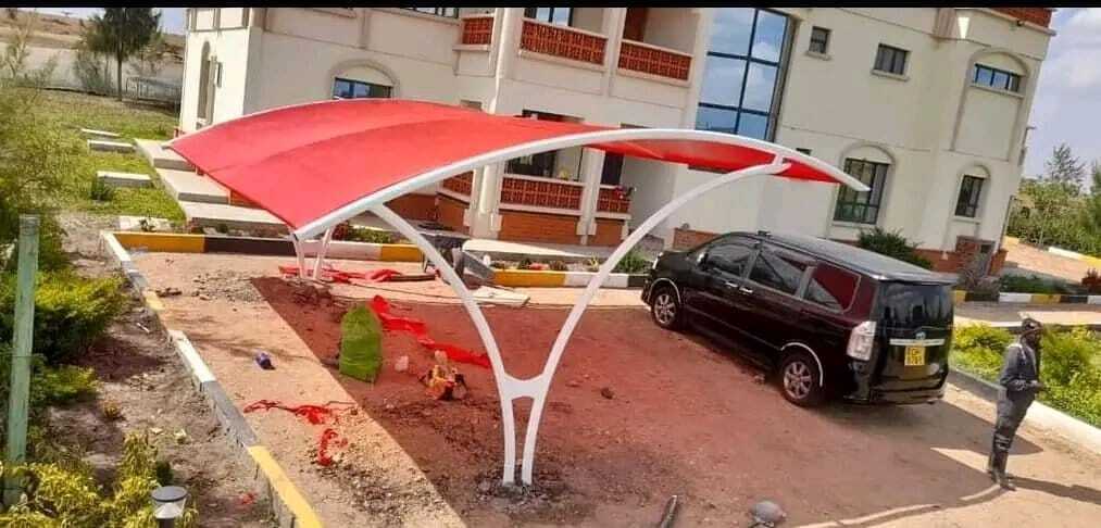Arched Roof Car Shade - Double Car (5.5m × 5m)
